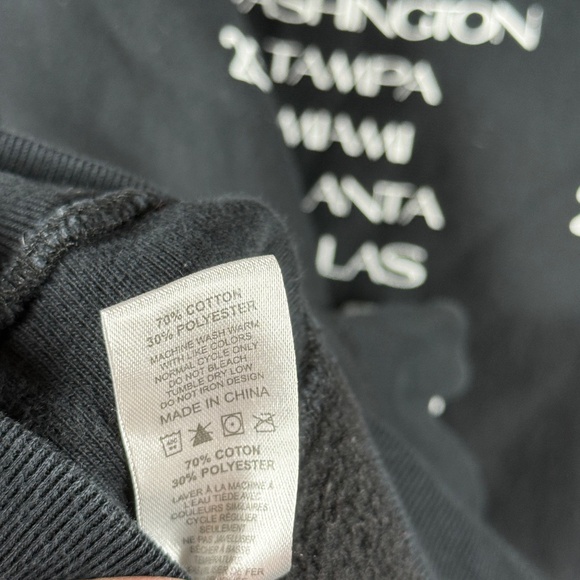 The Weekend After Hours Till Dawn Stadium Tour Official Merch Sweatshirt Large - Picture 5 of 9